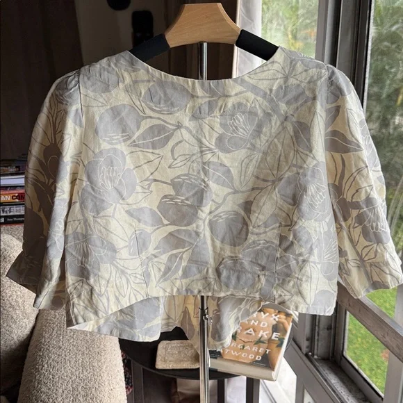 Farm Rio linen cropped top - Picture 1 of 12